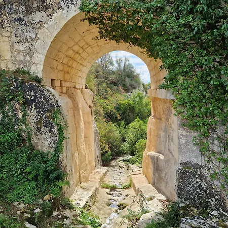 Δωμάτια σε οικογενειακή κατοικία Dar Pietru *
