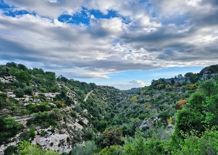 Δωμάτια σε οικογενειακή κατοικία Dar Pietru Νότο